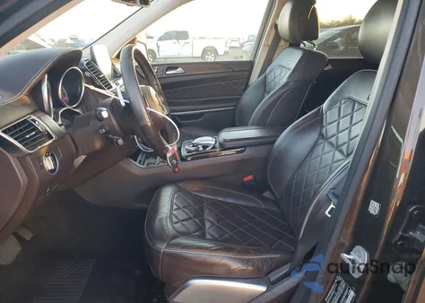 2017 Mercedes-Benz Gls 550 4Matic z USA, uszkodzony, nr VIN 4JGDF7DEXHA893455